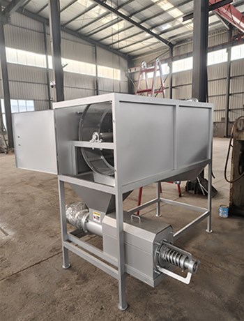 浅谈滚筒微滤式干湿分离机的功能与作用